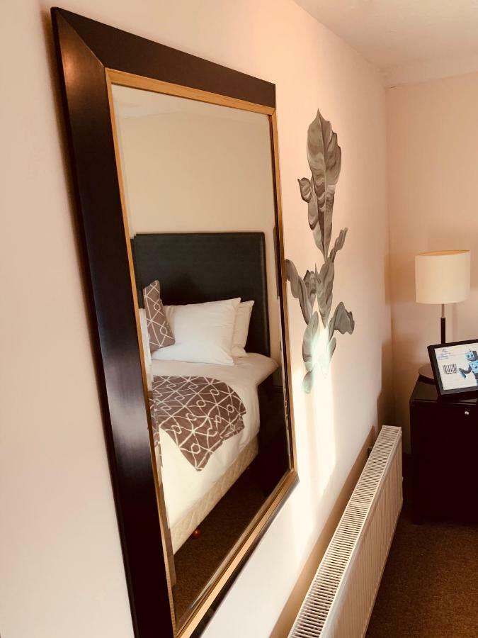 The Swan Hotel Almondsbury Εξωτερικό φωτογραφία